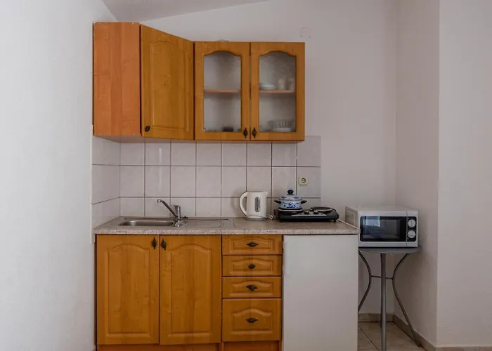 Апартаменты With Parking Space - 21523 Вир