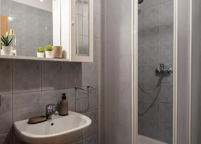 With Parking Space - 21523 Вир