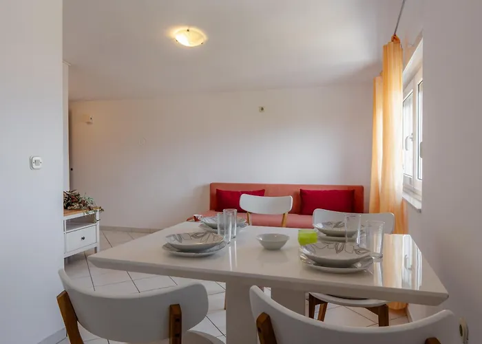 Апартаменты With Parking Space - 21523 Вир