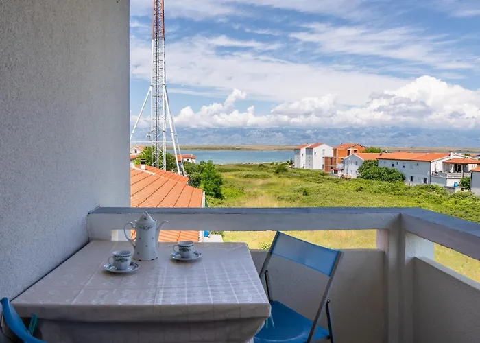 Appartement With Parking Space - 21523 *