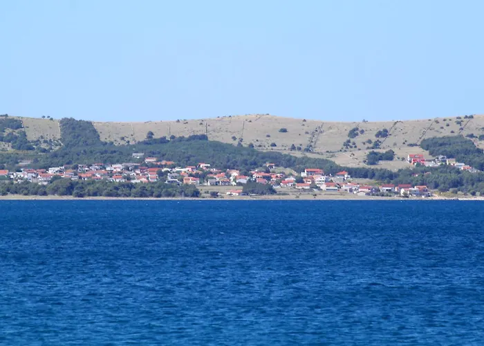 With Parking Space - 21523 * Vir