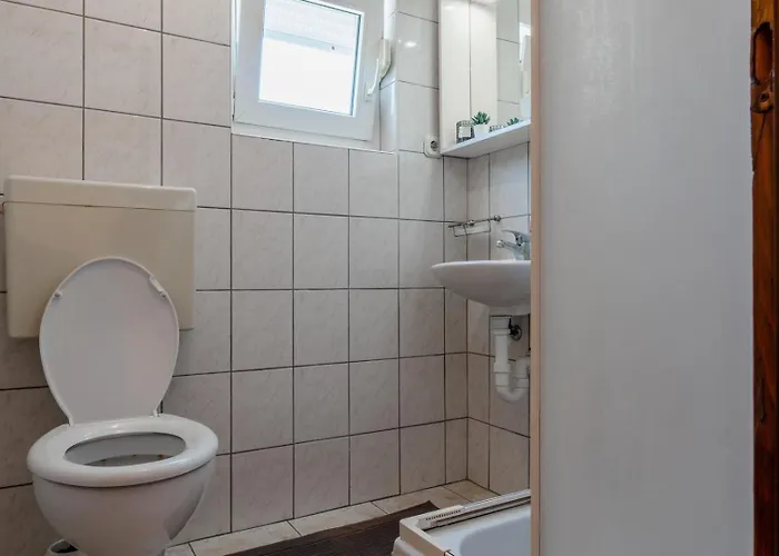 Appartement With Parking Space - 21523 *